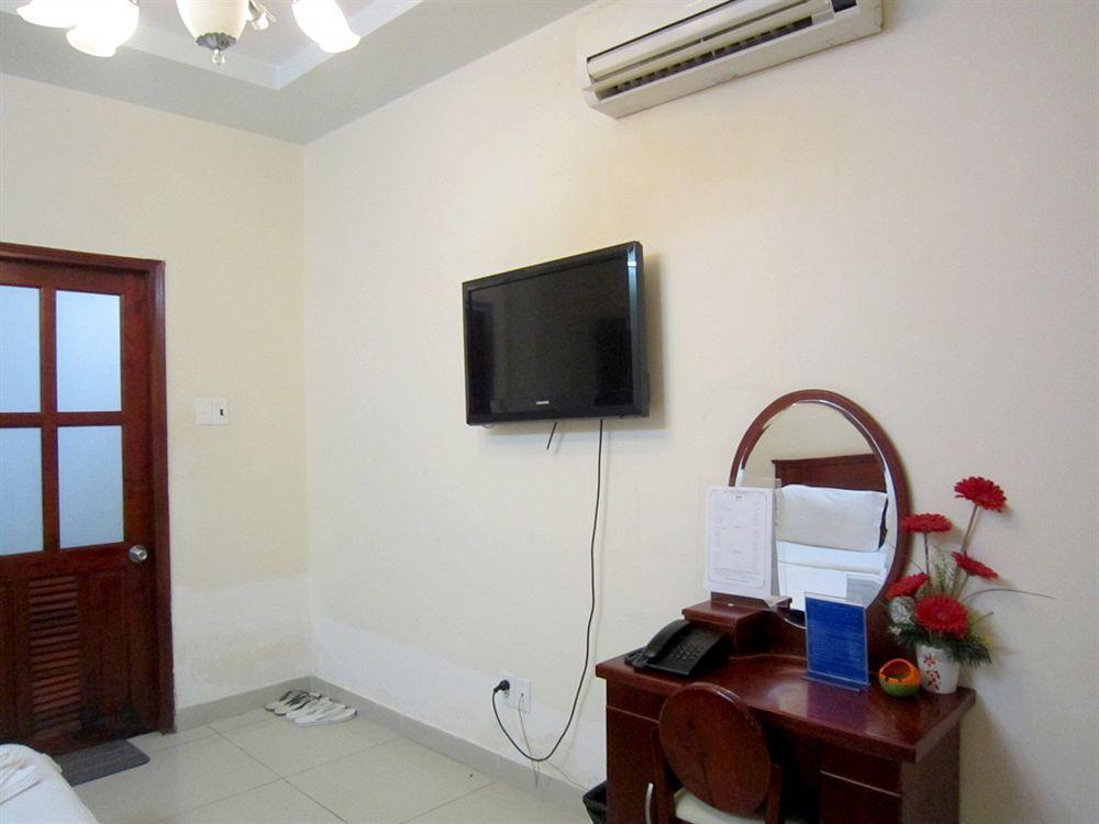 Mai Phuong Thao Hotel Хошимин Экстерьер фото