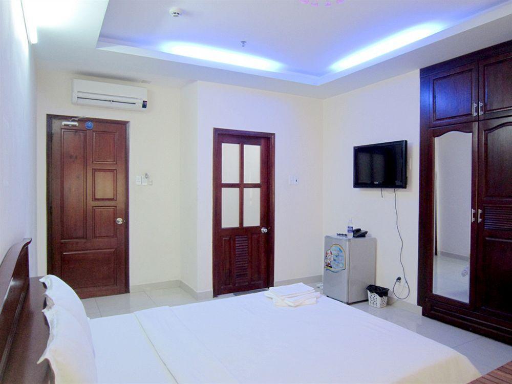Mai Phuong Thao Hotel Хошимин Экстерьер фото