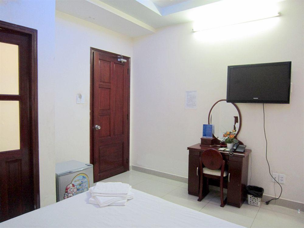Mai Phuong Thao Hotel Хошимин Экстерьер фото